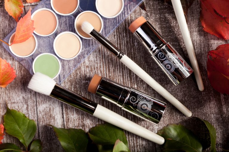 The Science Behind Safe and Effective Homemade Makeup
